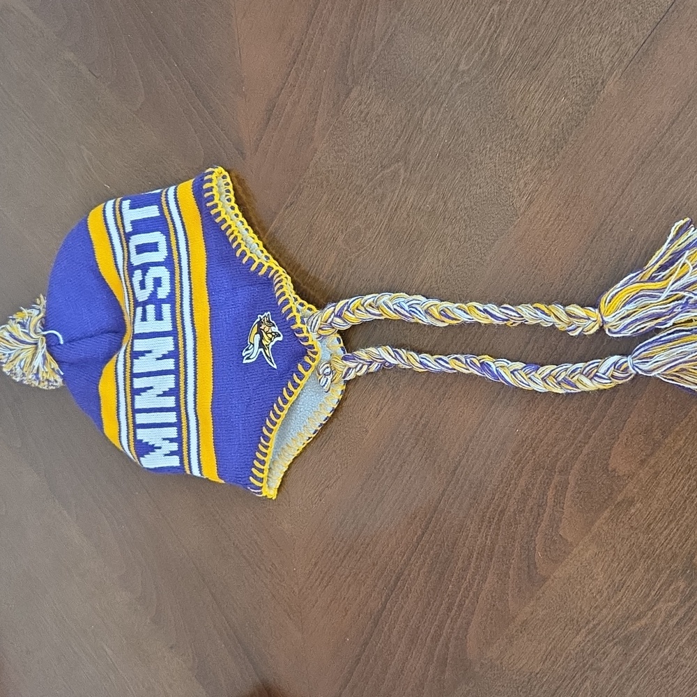 NFL Minnesota Vikings Kids Earflap Beanie - Purple and Gold